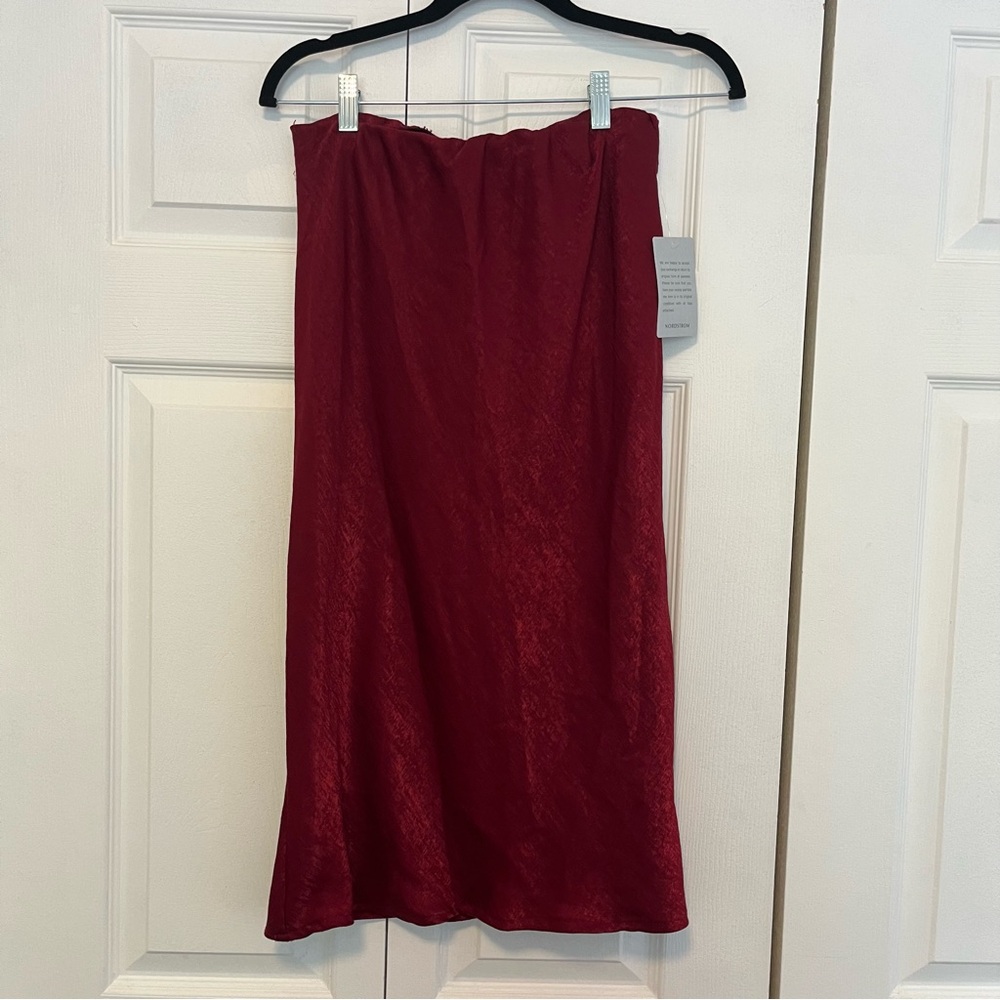 NWT Nordstrom red midi slip skirt